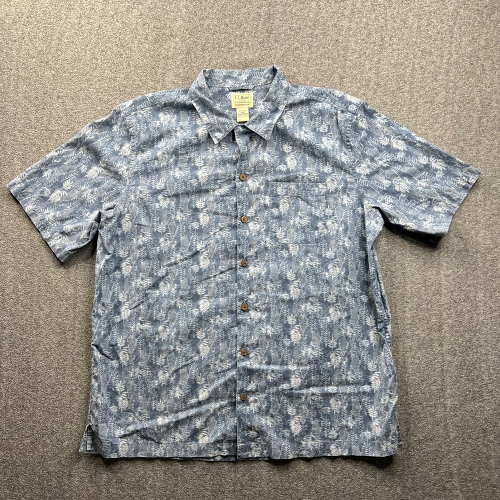 LL Bean Button Down Shirt Mens Large Blue Tropical Leaf Cotton Short Sleeve